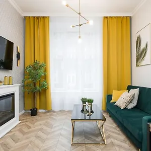 Apartment Glamorous Old Town Cracow, Krakow